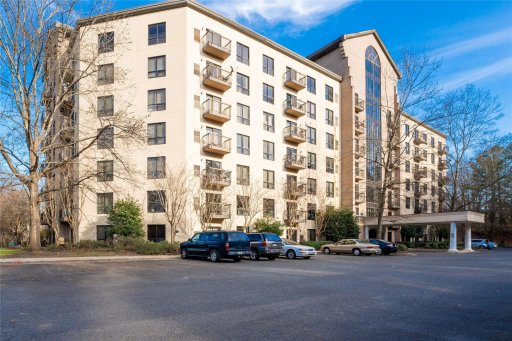 211 Heritage Boulevard 413