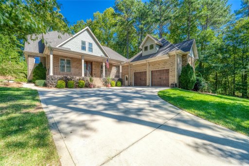 7621 Cottonwood Drive