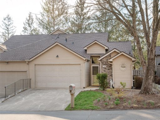 15 Tisha Lane