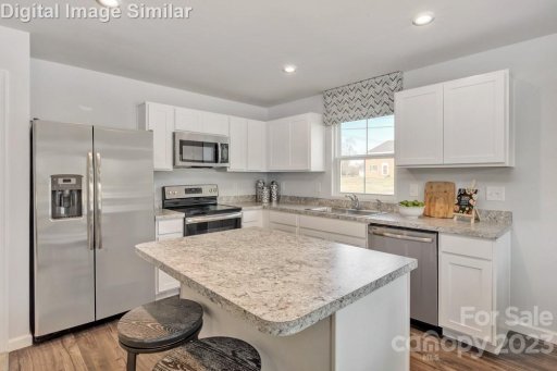 2208 Songwood Drive 0052