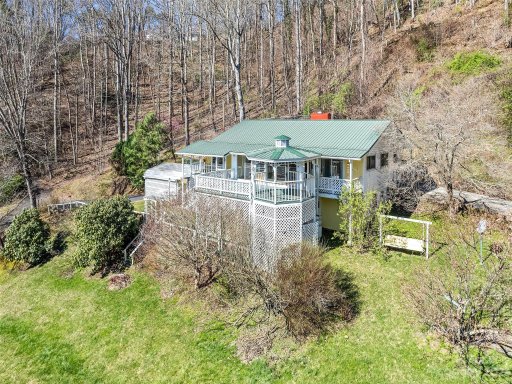 28 Peachy Keene Place