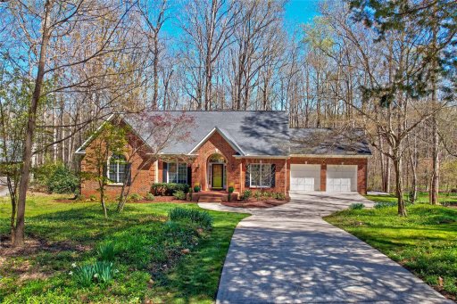17916 Pages Pond Court