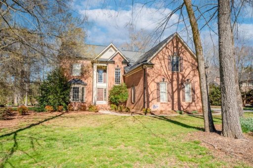 401 Pondview Court