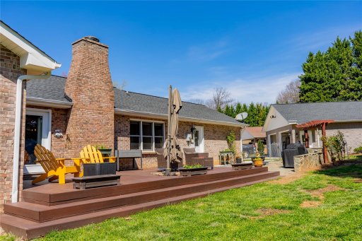 3030 Lydia Lane