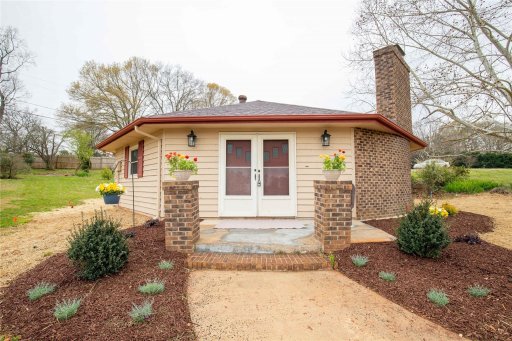 2414 Wilmont Drive
