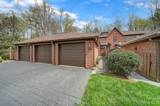 7413 Newmans Lane