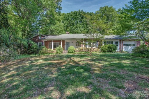 1304 Fairfield Drive