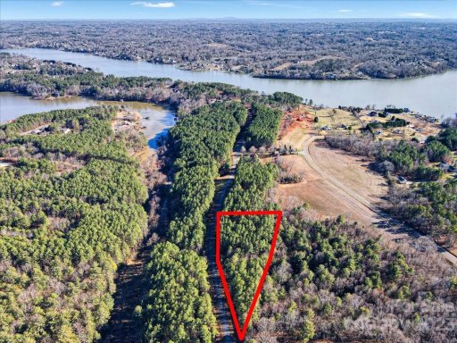 6049 Plantation Pointe Drive