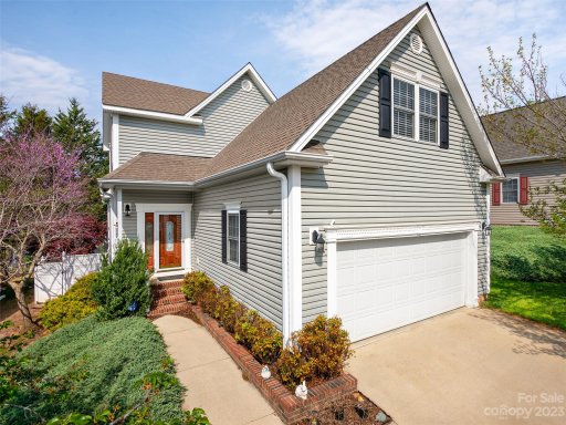 8 Flowering Cherry Drive