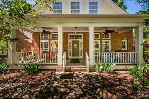 15804 Riverdowns Court