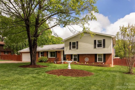 2244 Quail Drive