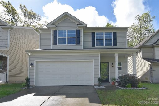 2716 Old House Circle