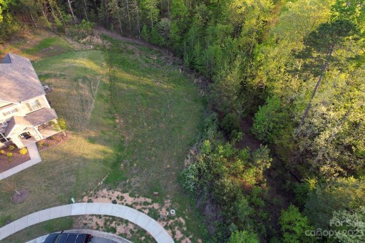 381 Pleasant View Lane