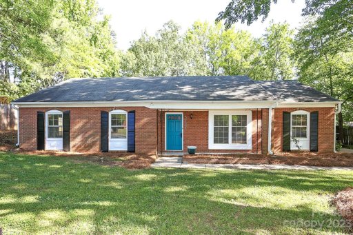 6307 Forest Way Drive