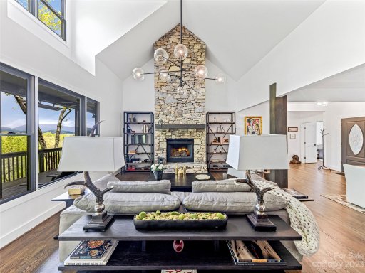 5 Saddle Ridge