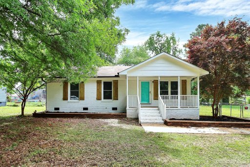 3921 Ridgewood Drive