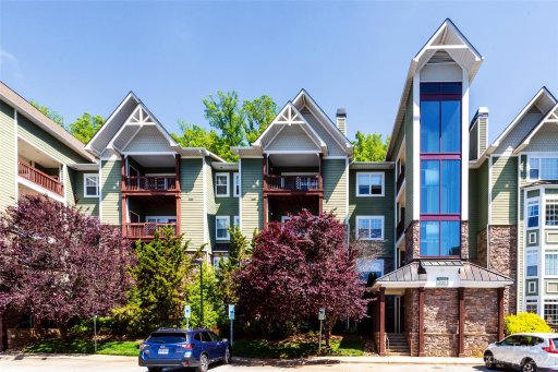 2000 Olde Eastwood Village Boulevard 3b