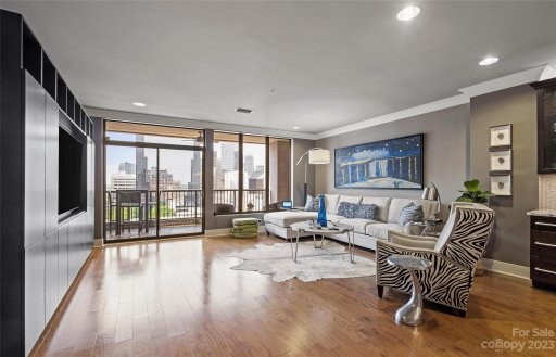 222 S Caldwell Street 1505