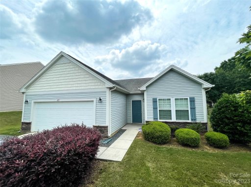 615 Smokehouse Lane