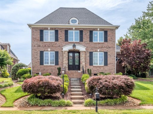 304 Ivy Arbor Circle