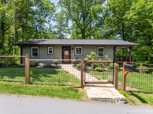 35 Leisure Mountain Road