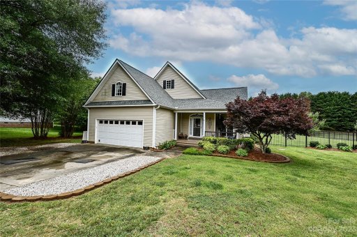 310 Little Daisy Lane