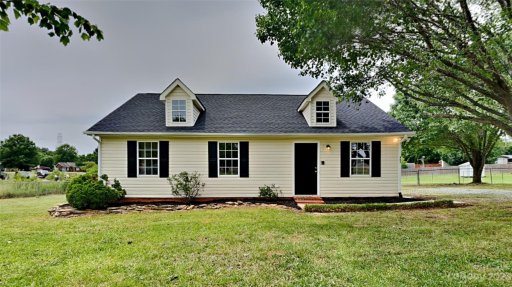 407 Cottonwood Circle
