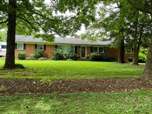 540 Long Shoals Road
