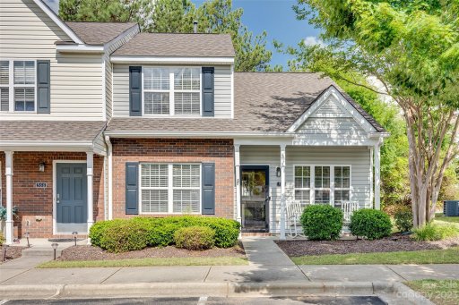 564 Greenway Drive