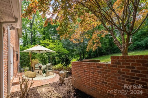 503 Golfview Court