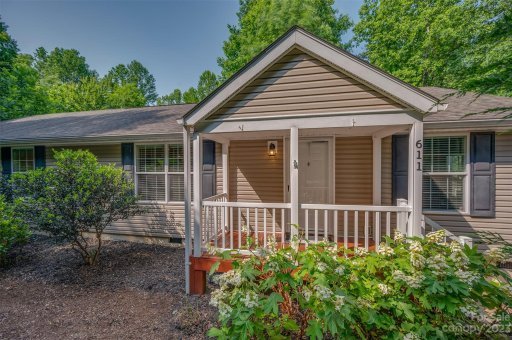 611 Meadowview Drive