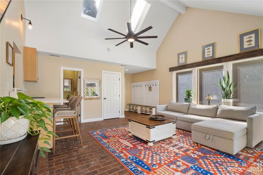 1964 Hickory Hills Drive