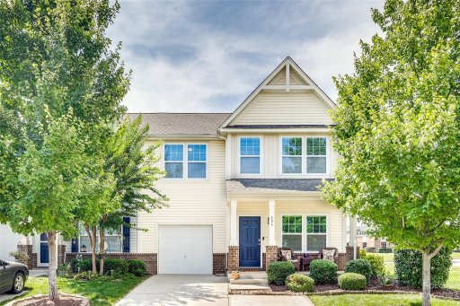 806 Summerlake Drive