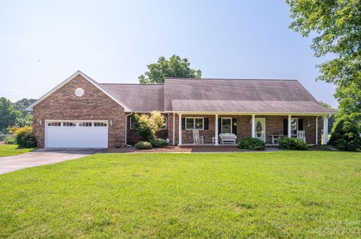 114 White Tail Drive