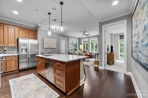 230 S Tryon Street 506