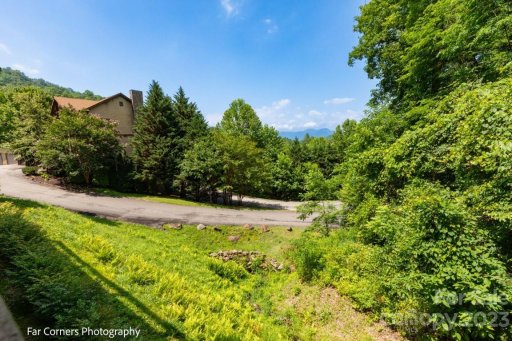 293 Sawgrass Drive