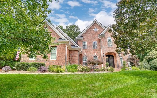 1725 Mountain Trail Drive