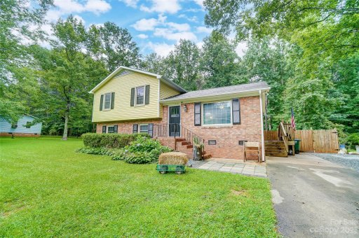 1208 Sharon Drive