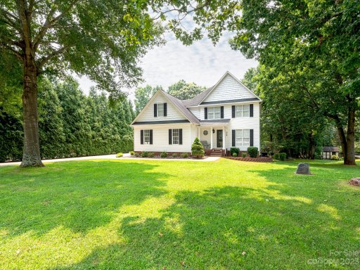 518 Maple Ridge Circle