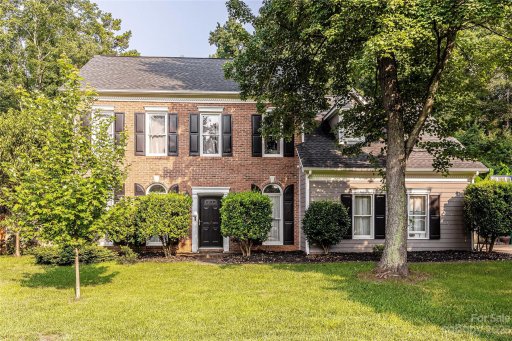 2715 Heathershire Lane