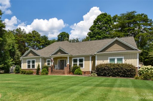 5252 Ridge Lane Circle