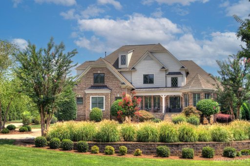 9004 Woodhall Lake Drive