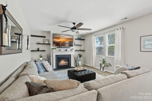 10401 Bluejack Oak Court