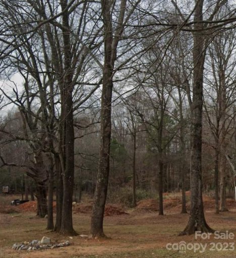 5618 Douglas Street 16