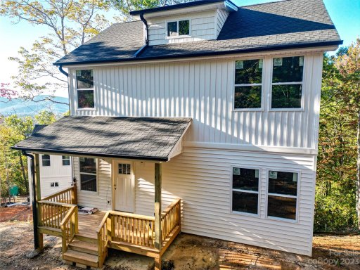 35 Hunting Lodge Drive