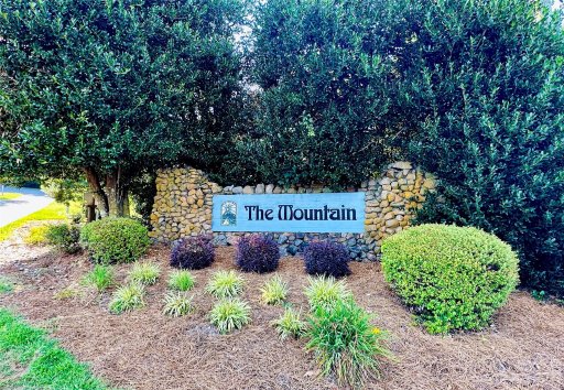 Spanish Oak Lane Lots 28-30