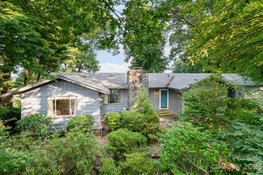 1715 Hogback Mountain Road