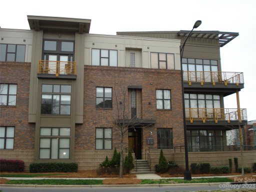 728 N Davidson Street