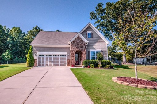 119 Holly Oak Way