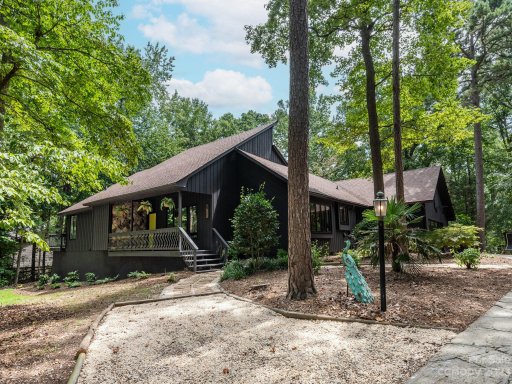 8711 High Ridge Lane